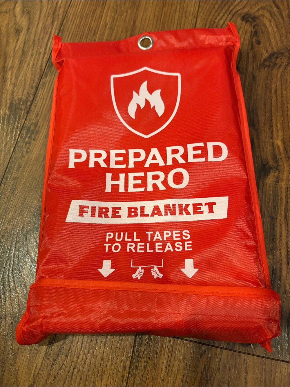 Red Fire Blanket - Easy-Pull Emergency Safety Blanket